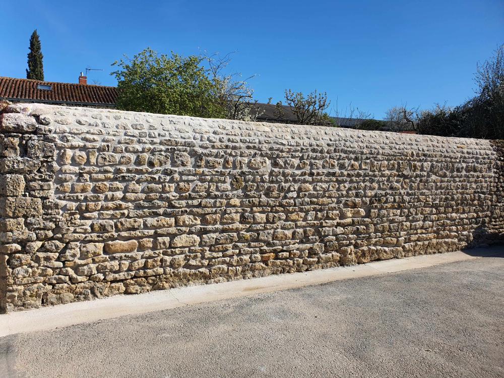 Mur pierre 2